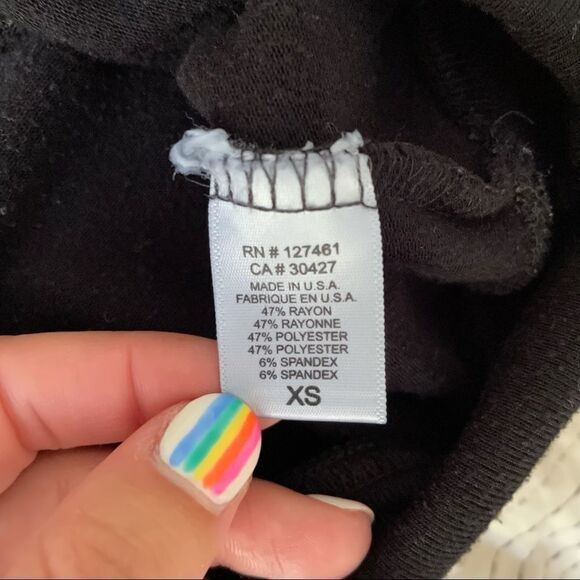 WILDFOX Cooking Rule Order Pizza Black Sweatshirt - Picture 7 of 9